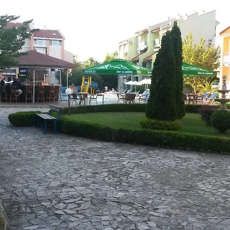 Aparthotel Elit 1 3*